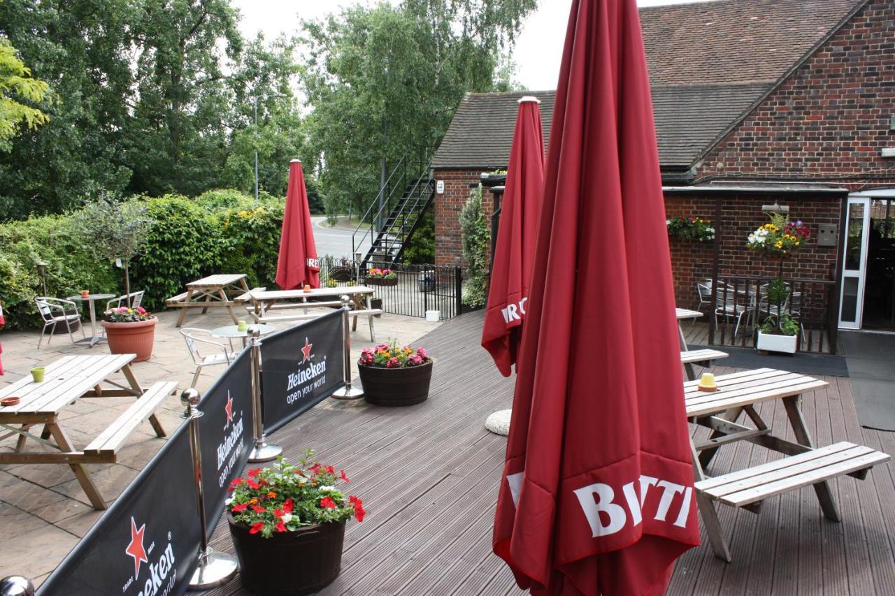 The Tower Arms Hotel Iver Luaran gambar